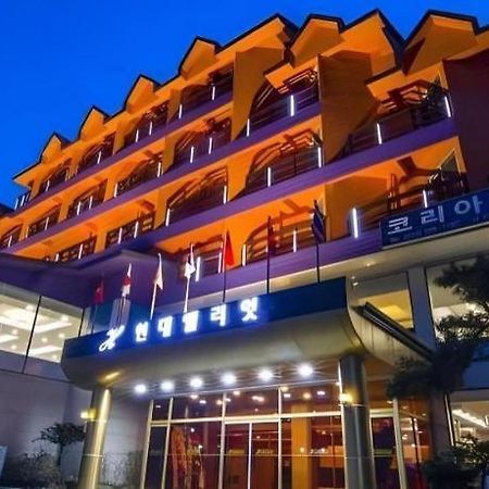Hyundai Elliot Hotel And Resort Пхёнчхан Экстерьер фото